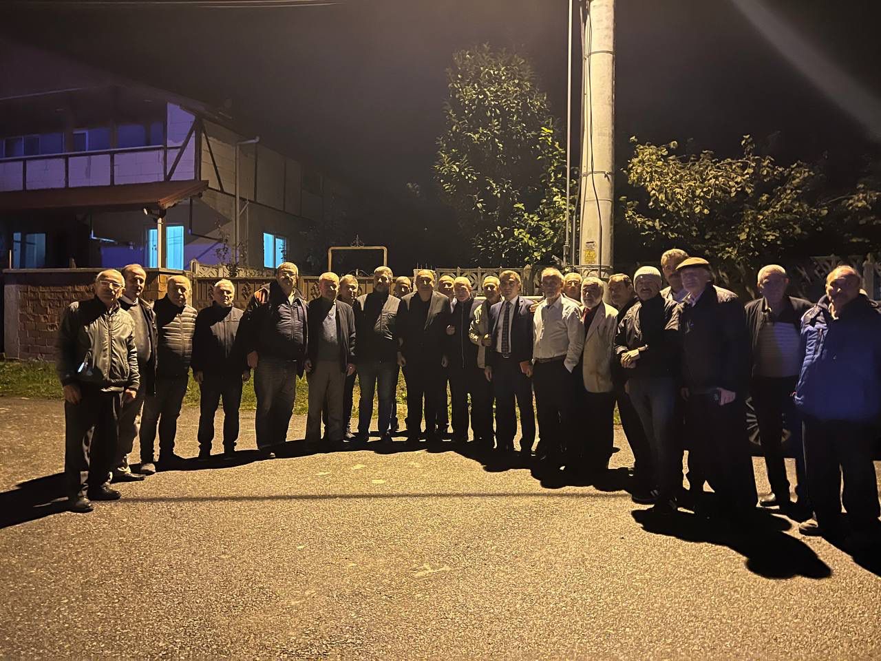 CHP Heyeti Yeşilköy ve Yarıca'da Vatandaşları dinledi