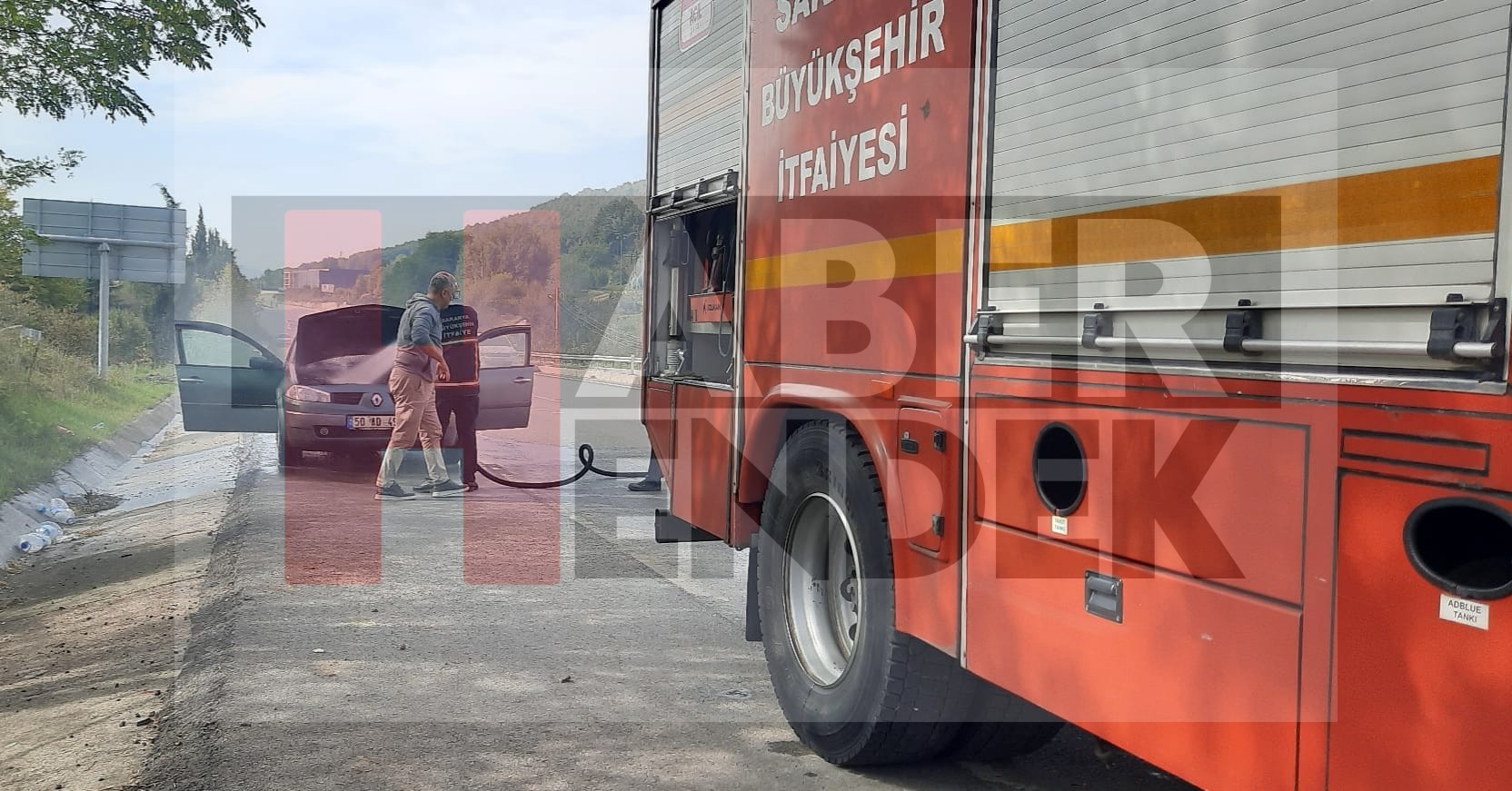 Seyir halindeki Otomobil Alev Aldı