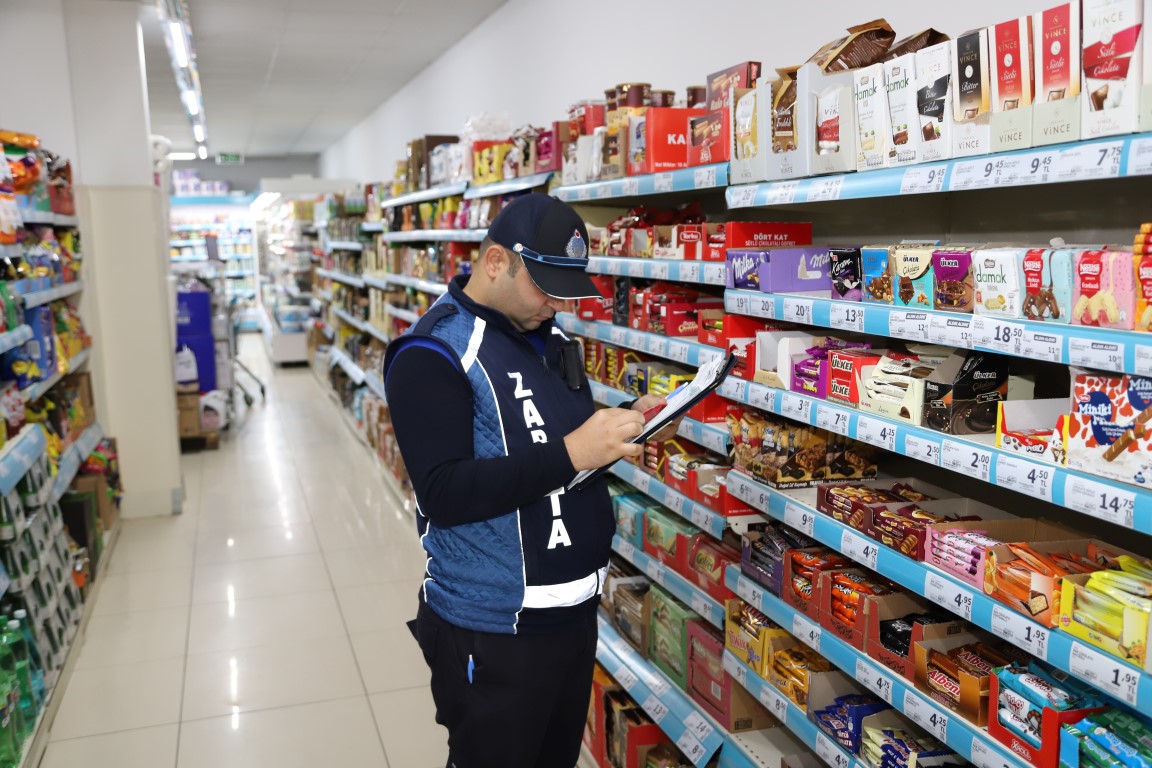 Zabıta Ekipleri Zincir Marketleri Denetledi