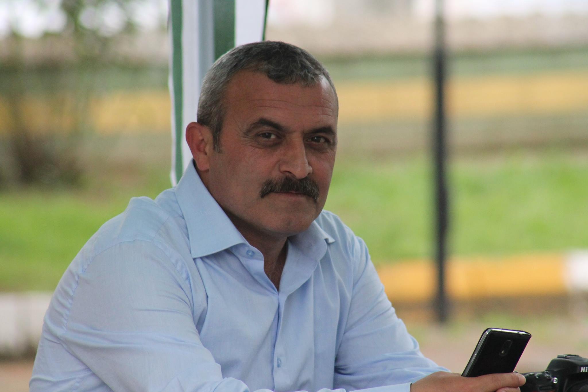 Sallandık ama şimdilik yıkılmadık!