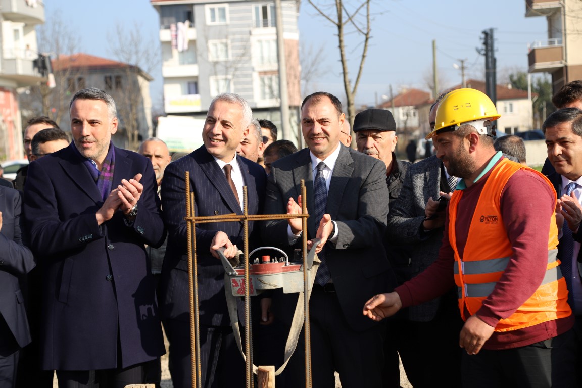 Rasimpaşa Park Ve 112 Acil İstasyonunun Temeli Atıldı