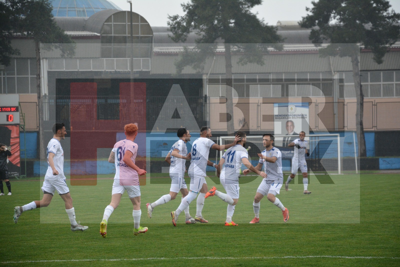 Hendekspor Farka Koştu